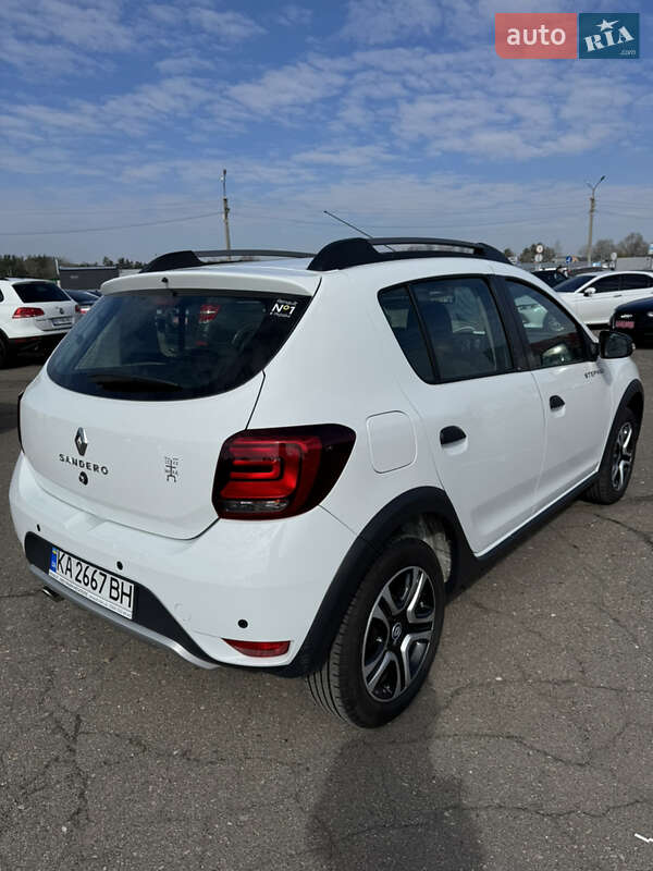 Renault-13