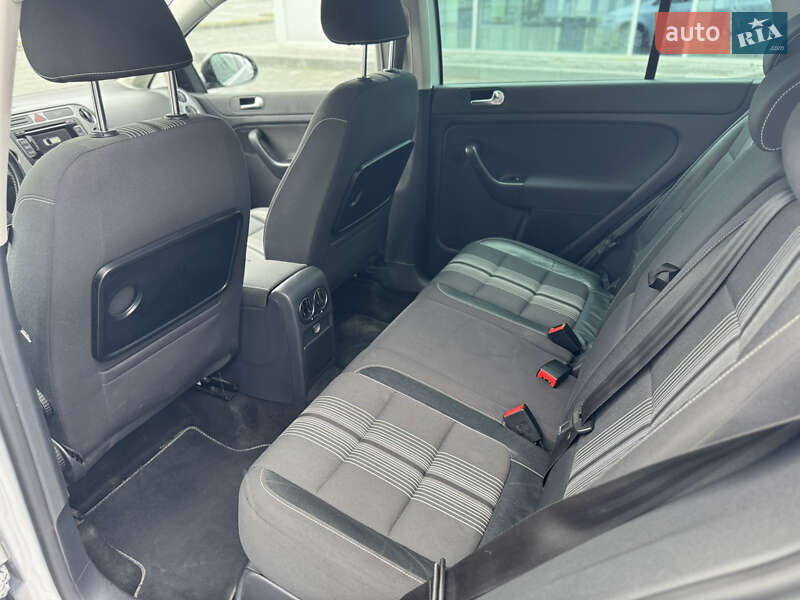 Volkswagen Golf Plus 2012