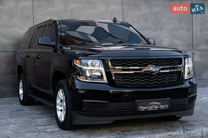 Chevrolet Suburban 2015
