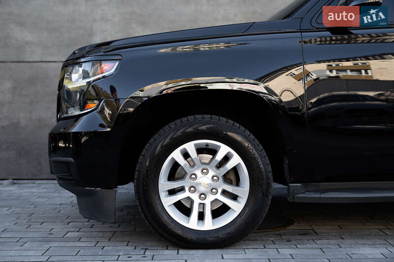 Chevrolet Suburban 2015