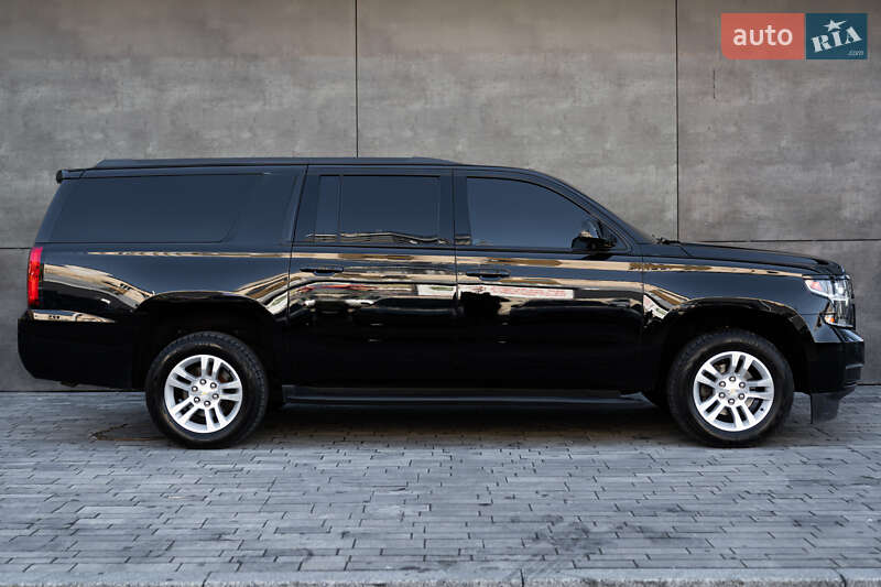 Chevrolet Suburban 2015