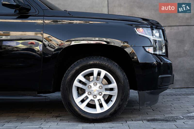 Chevrolet Suburban 2015