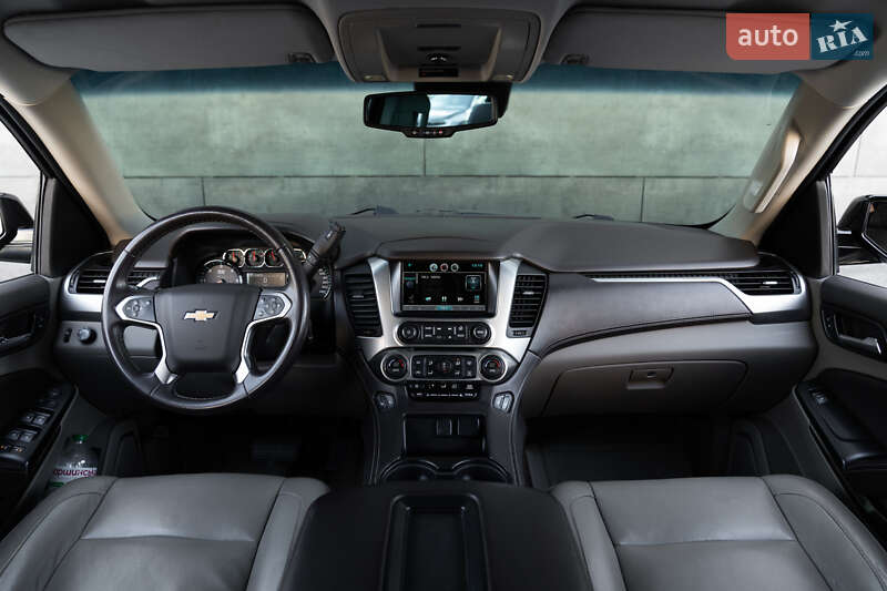 Chevrolet Suburban 2015