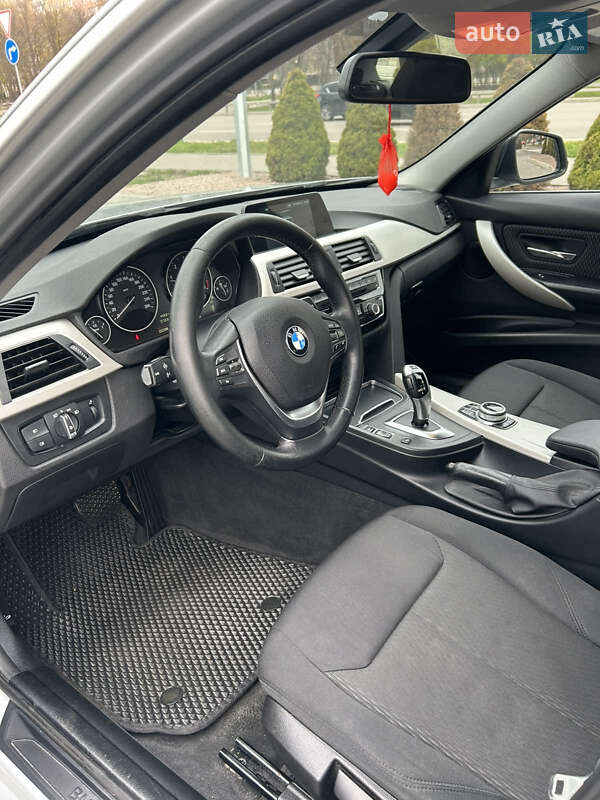 BMW-4