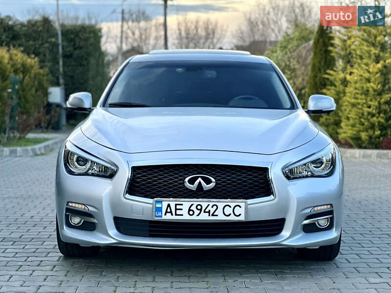 Infiniti-37