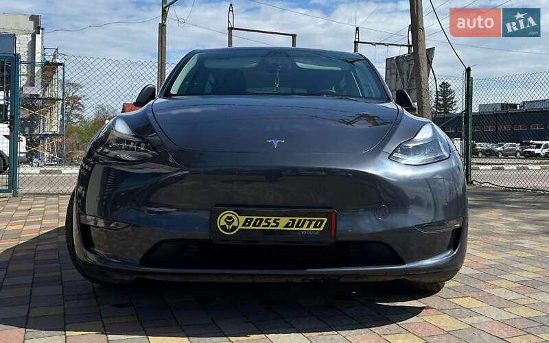 Tesla Model Y 2021