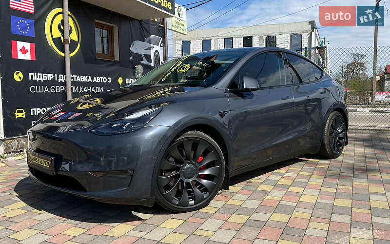 Tesla Model Y 2021