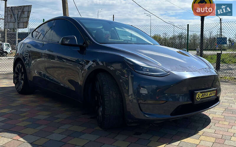 Tesla Model Y 2021