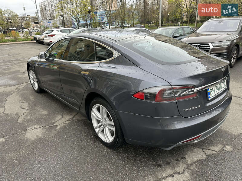 Tesla-7