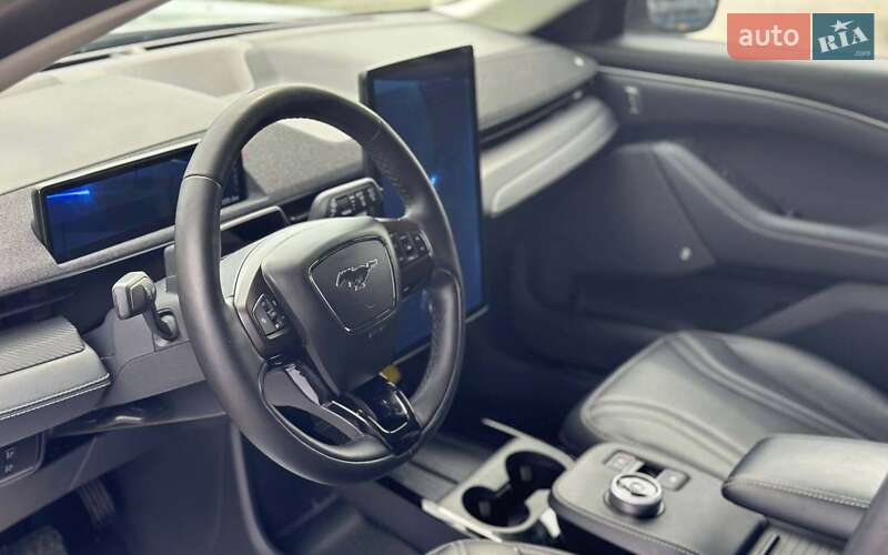 Ford Mustang Mach-E 2021