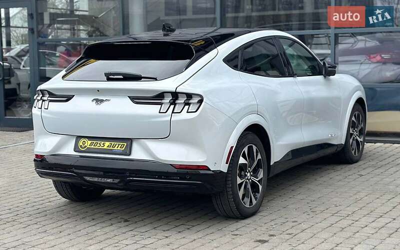 Ford Mustang Mach-E 2021