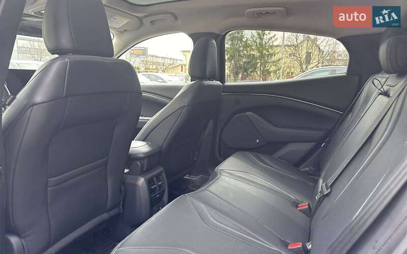 Ford Mustang Mach-E 2021