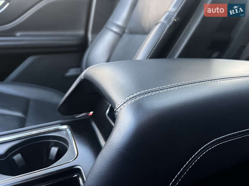 Lincoln Corsair 2022