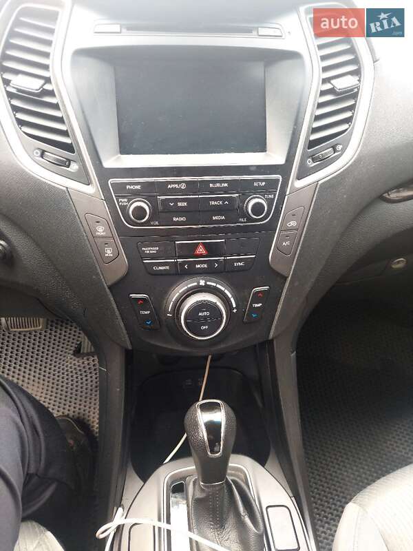 Hyundai-12
