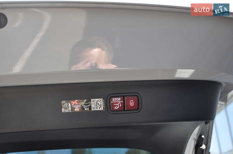 Mercedes-Benz EQE SUV 2023