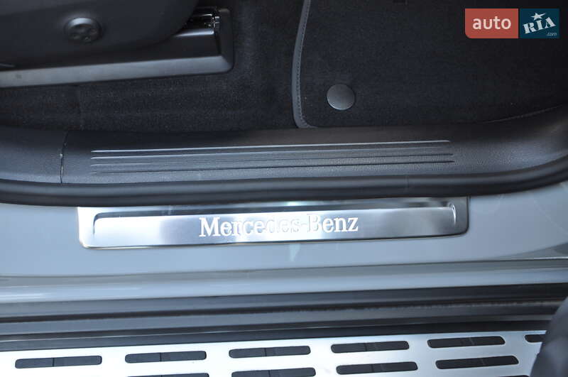 Mercedes-Benz EQE SUV 2023