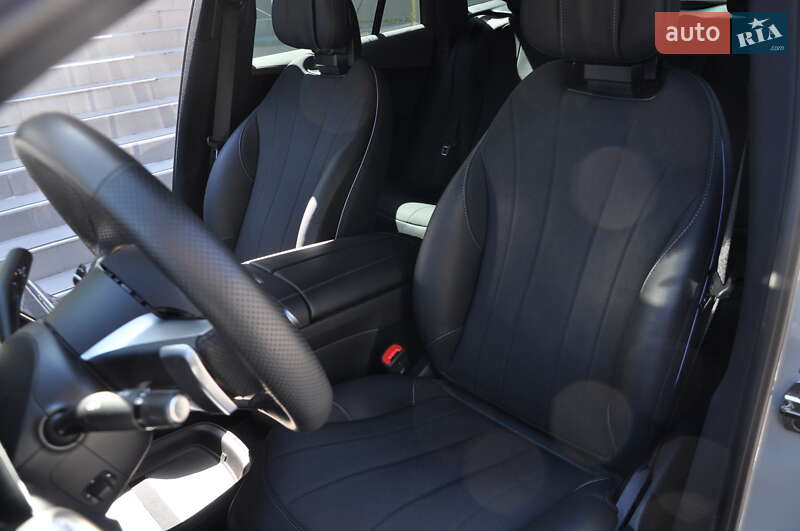 Mercedes-Benz EQE SUV 2023