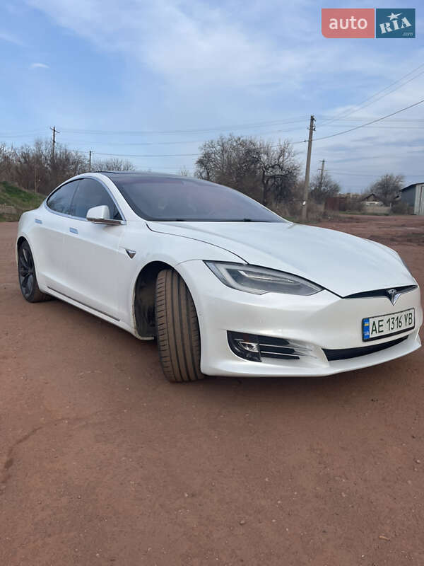 Tesla-3