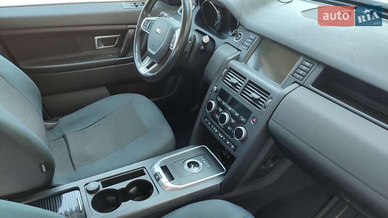 Land Rover-13