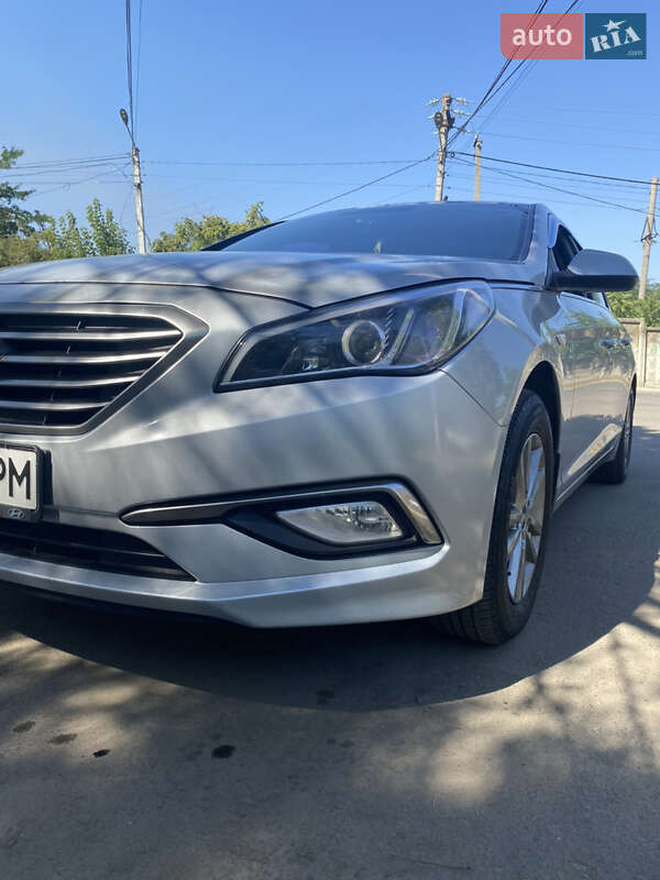 Hyundai Sonata 2015