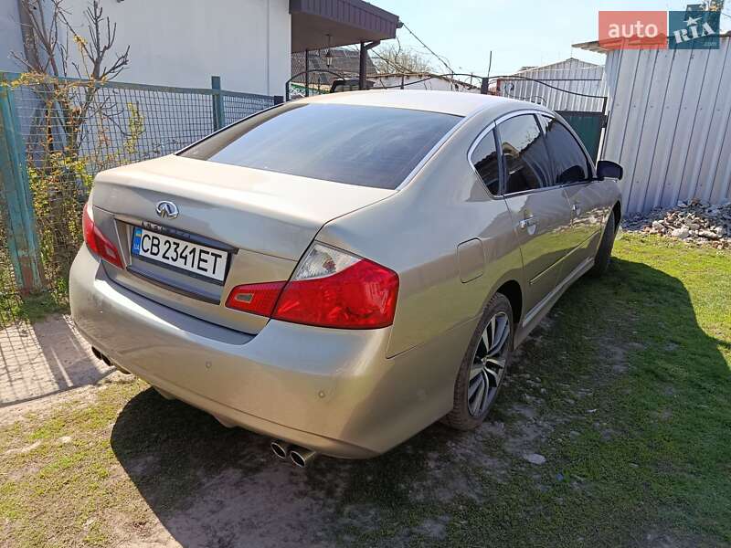 Infiniti M35 2008