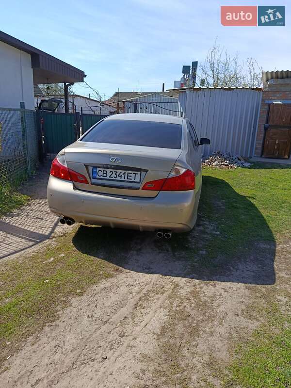 Infiniti M35 2008