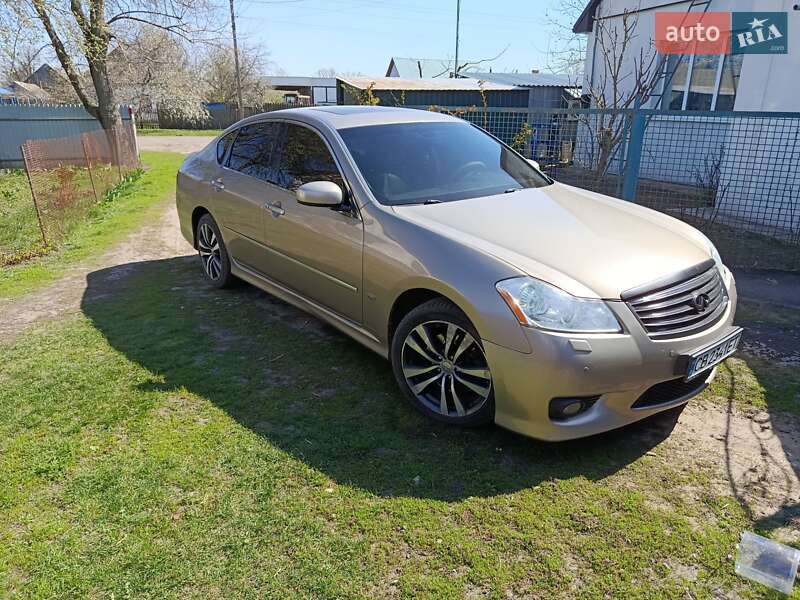 Infiniti M35 2008