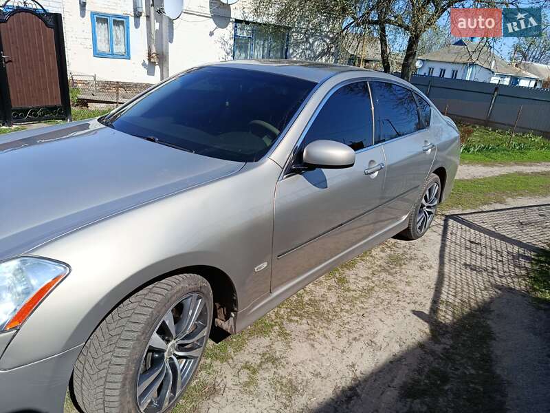 Infiniti M35 2008