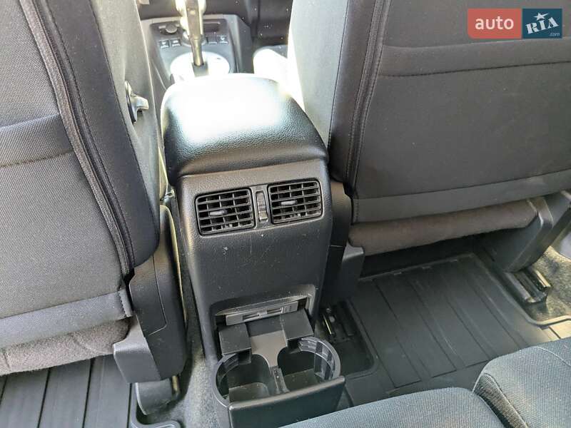 Nissan-34