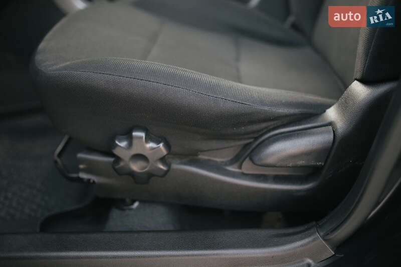 Geely Emgrand 7 (EC7) 2015