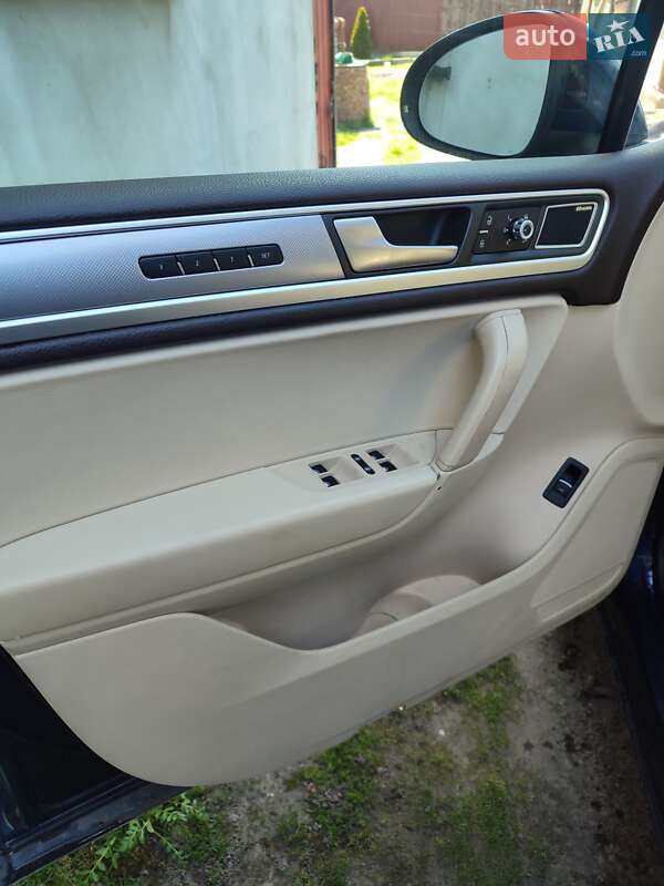 Volkswagen-23