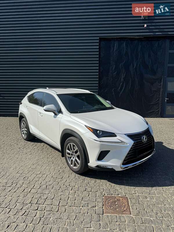 Lexus NX 2019