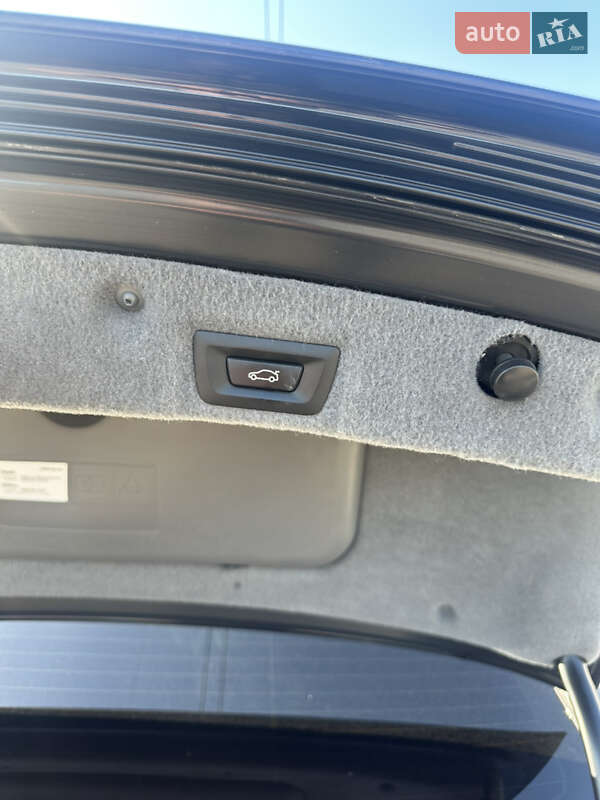 BMW-30