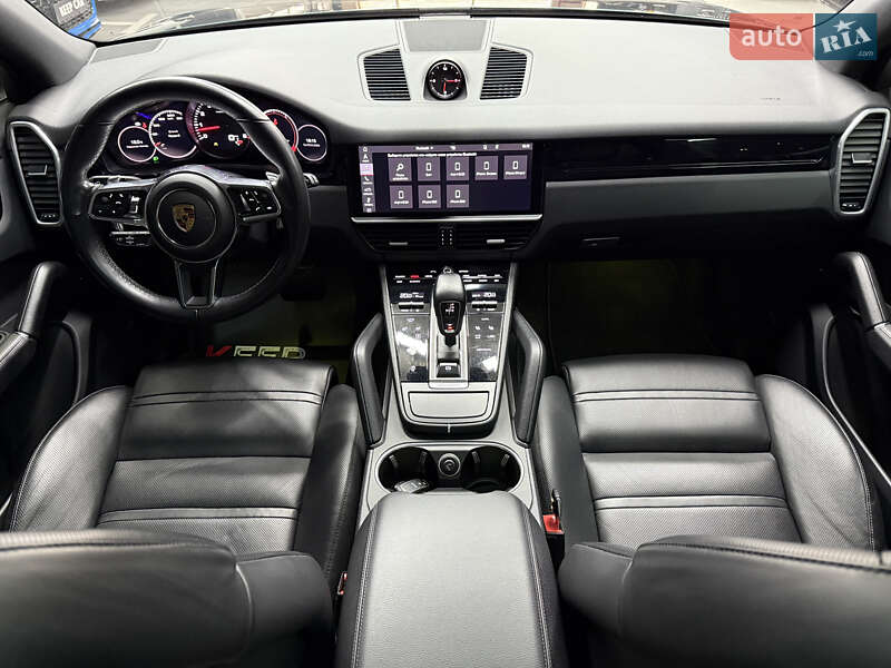 Porsche Cayenne 2019