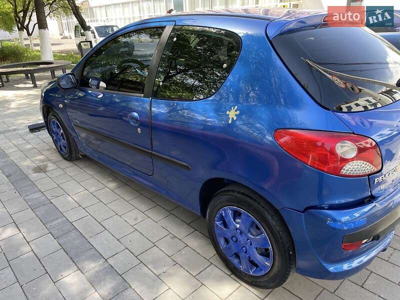 Peugeot 206 2011