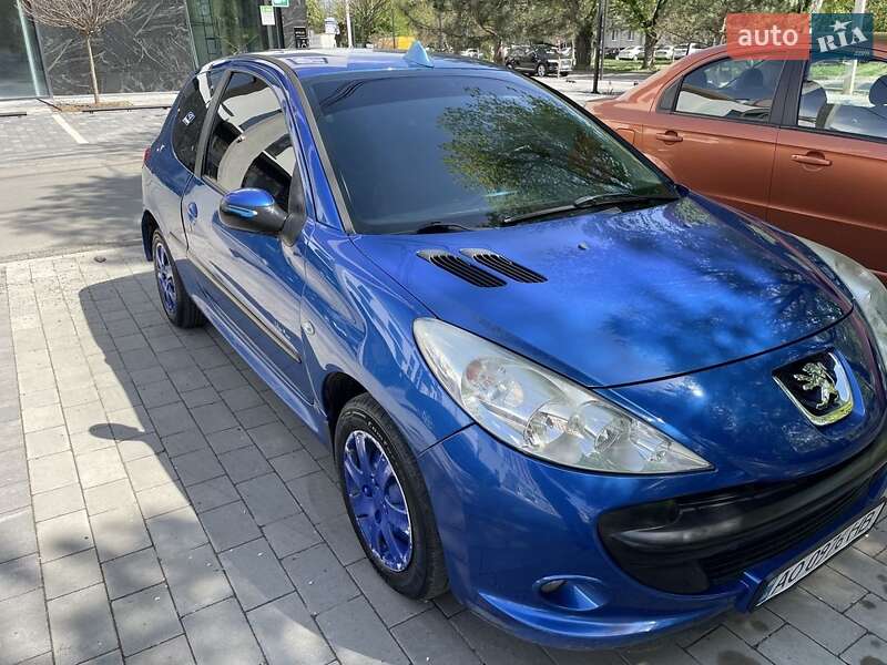 Peugeot 206 2011
