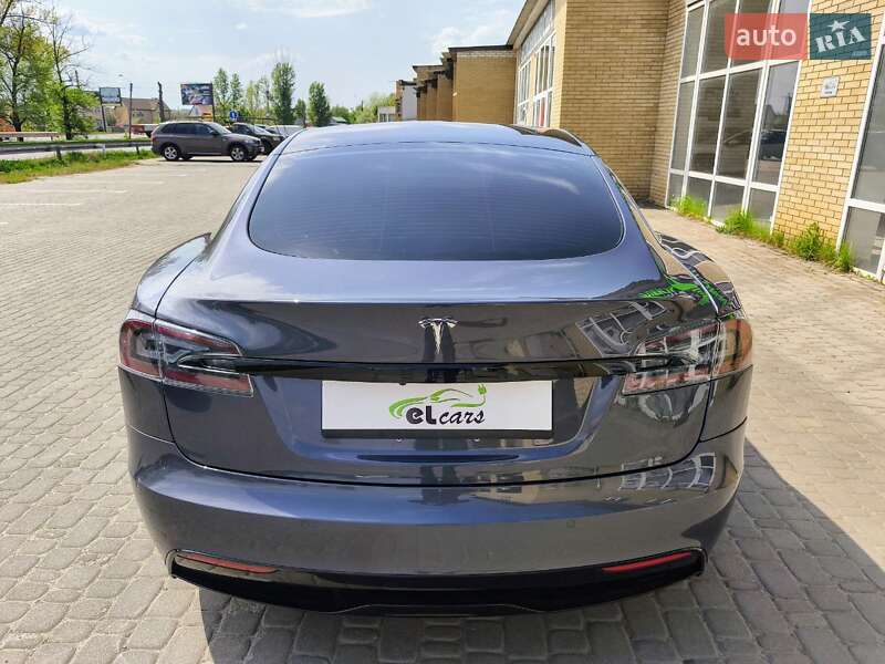 Tesla-9