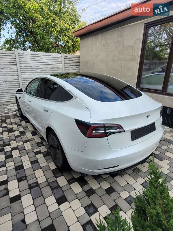 Tesla-5