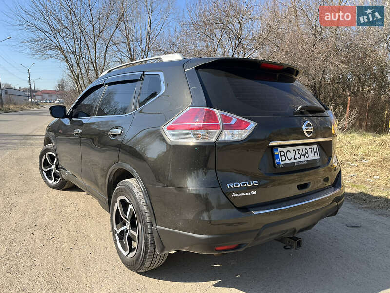 Nissan-17