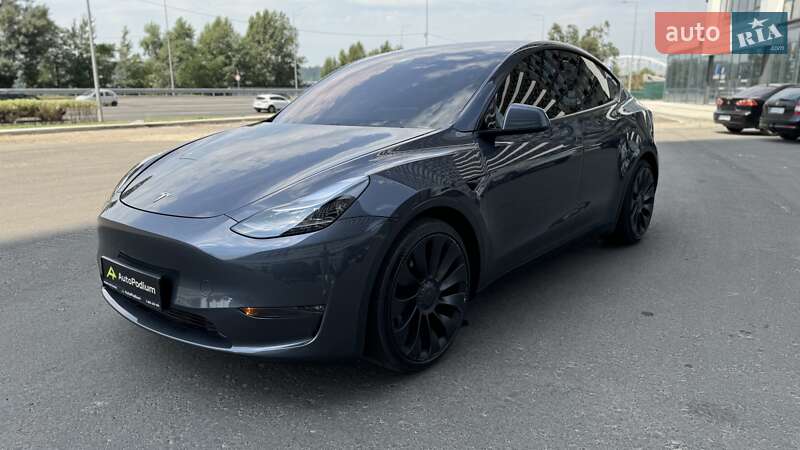 Tesla-10