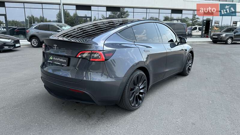 Tesla-33