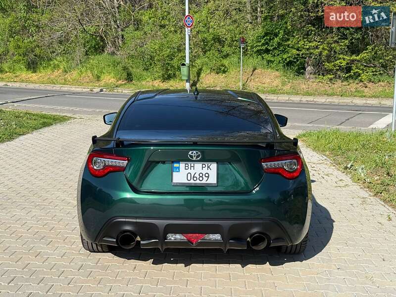 Toyota GT 86 2019