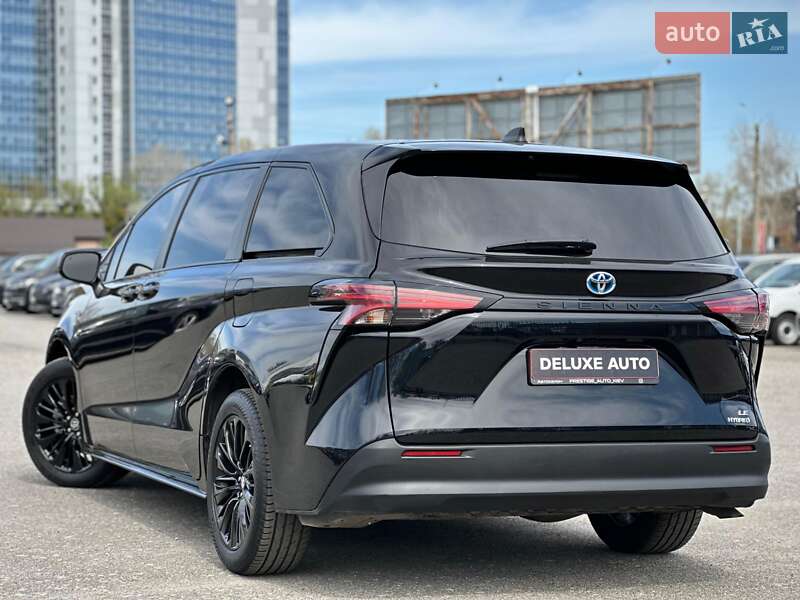 Toyota Sienna 2022