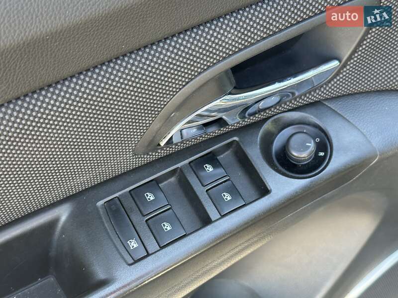 Chevrolet Cruze 2013