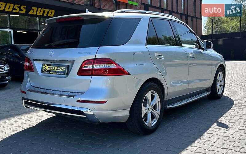 Mercedes-Benz M-Class 2012