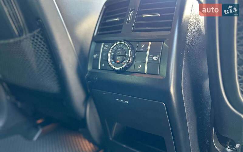 Mercedes-Benz M-Class 2012