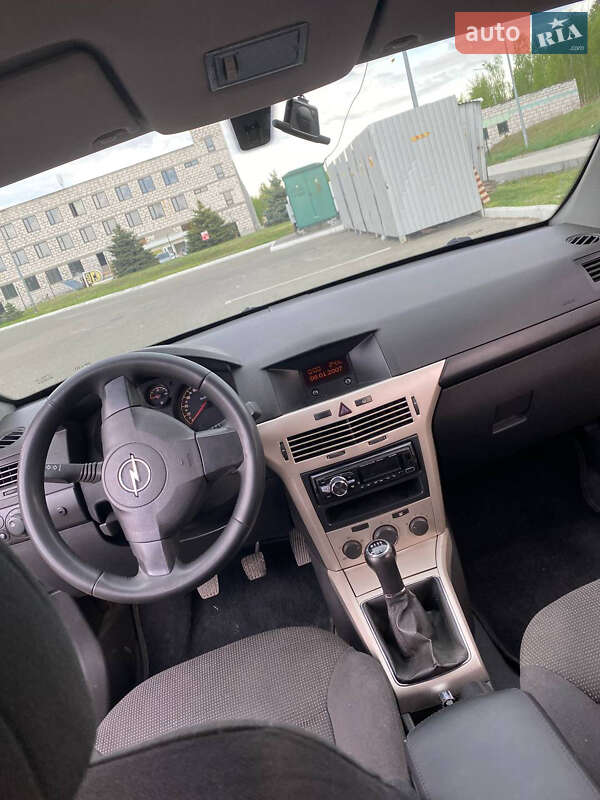 Opel Astra 2007