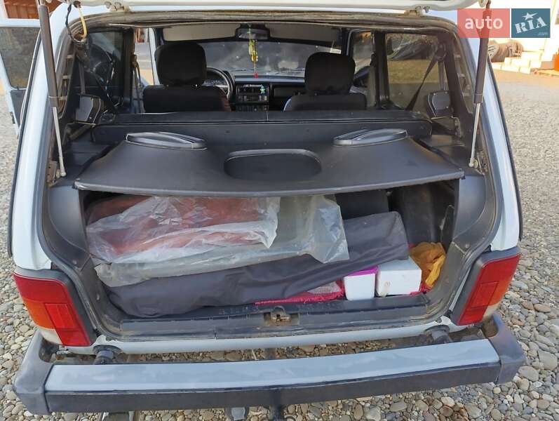 VAZ / Lada 21214 / 4x4 2012