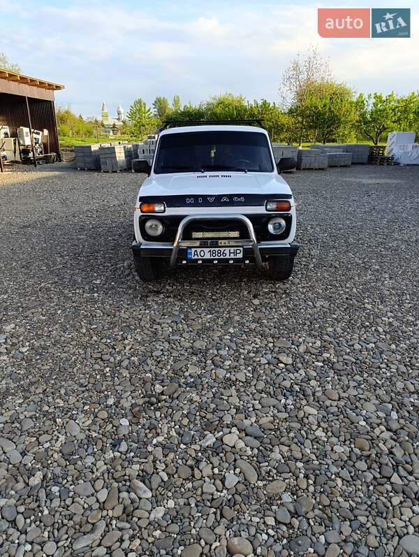 VAZ / Lada 21214 / 4x4 2012