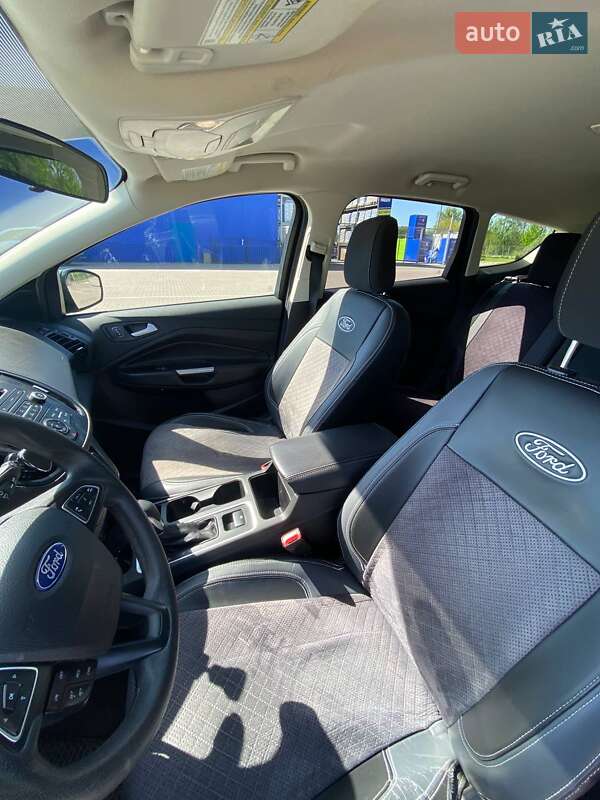 Ford Escape 2018